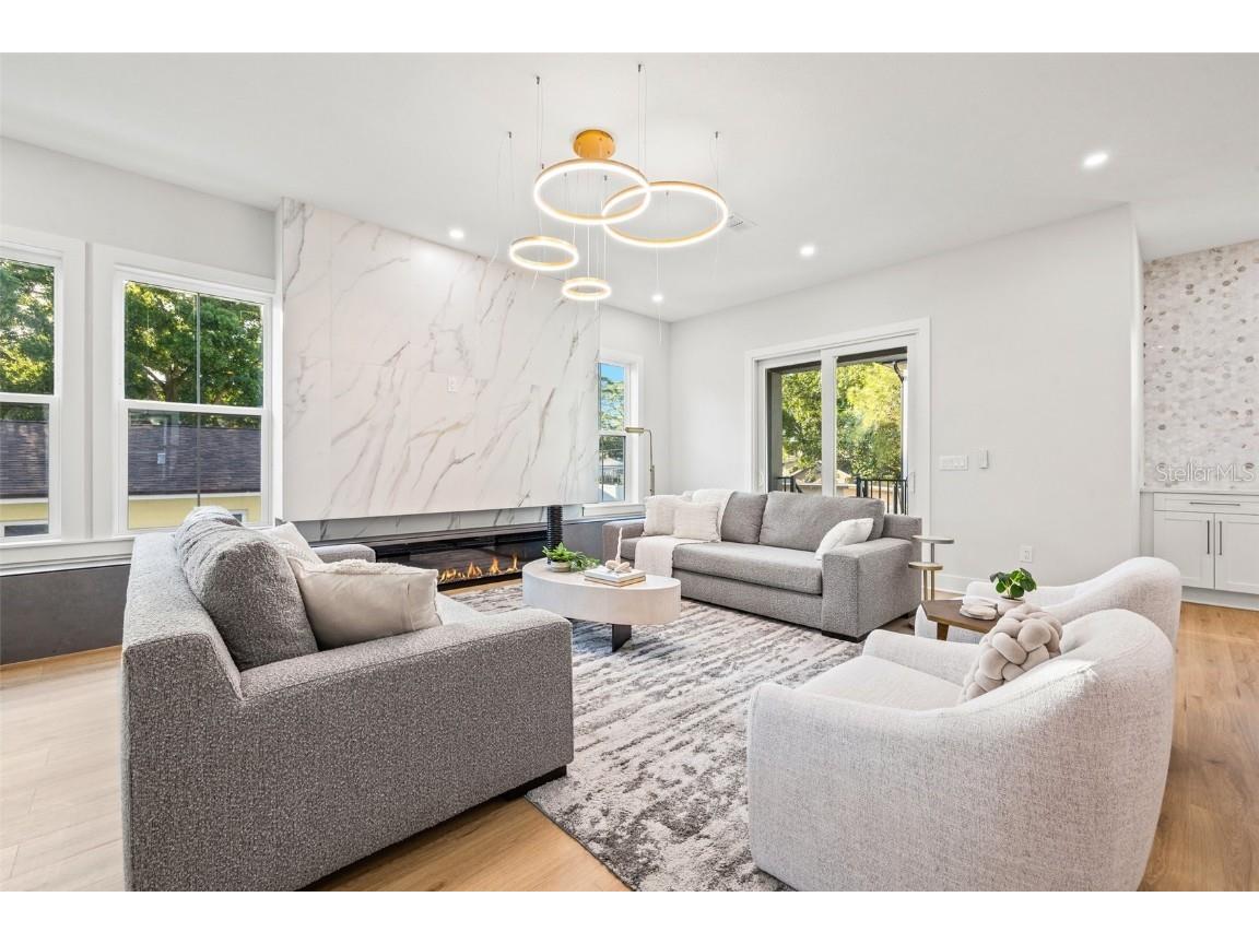 135 48th Avenue Saint Petersburg FL 33703 U8250203 image6