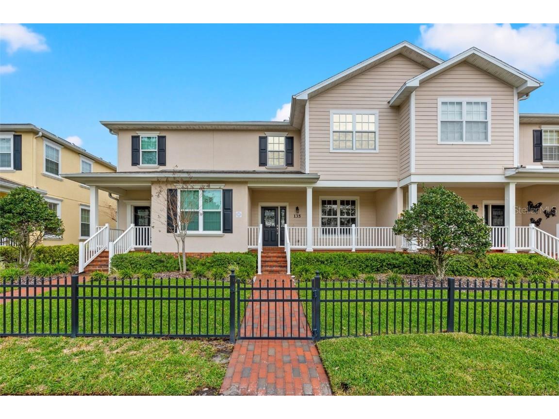 135 49th Avenue N Saint Petersburg FL 33703 U8226089 image1