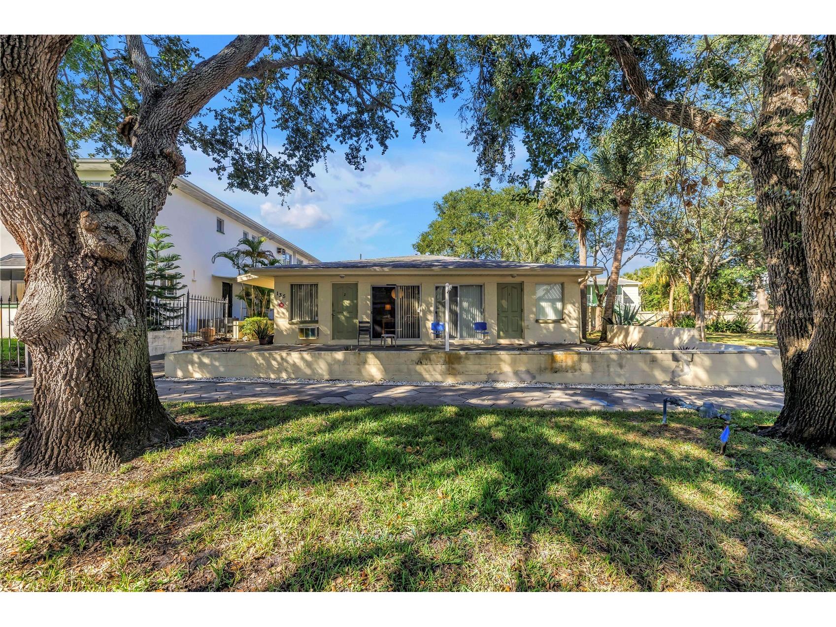 135 6th Avenue N Saint Petersburg FL 33701 TB8439592 image1