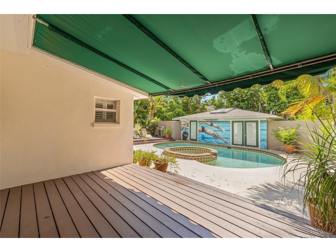 135 Aranda Street NE Saint Petersburg FL 33704 TB8405777 image19