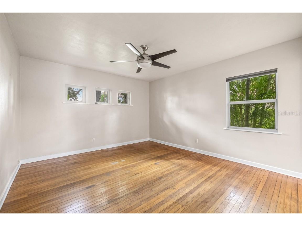 135 Aranda Street NE Saint Petersburg FL 33704 TB8405777 image44