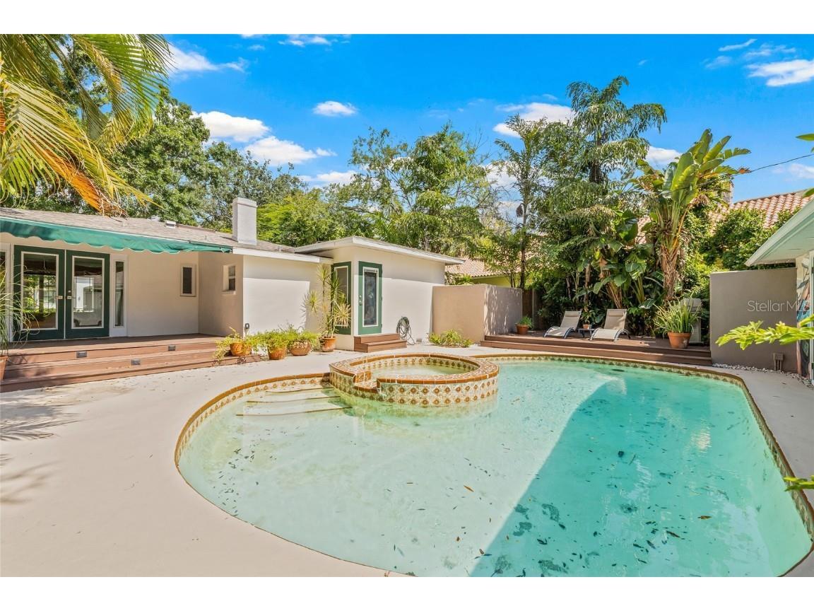 135 Aranda Street NE Saint Petersburg FL 33704 TB8405777 image48