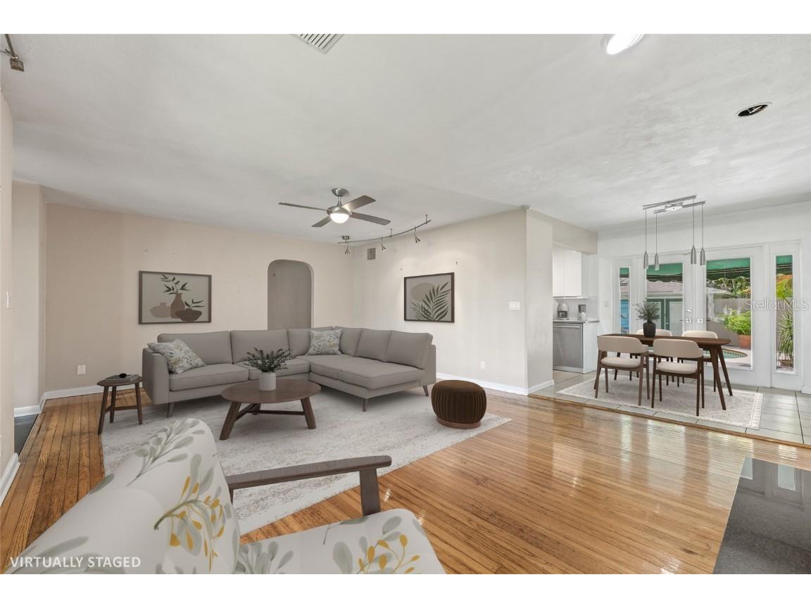 135 Aranda Street NE Saint Petersburg FL 33704 TB8405777 image5