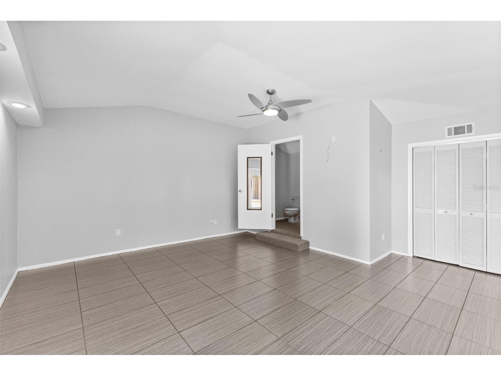135 Aranda Street NE Saint Petersburg FL 33704 TB8510430 image21