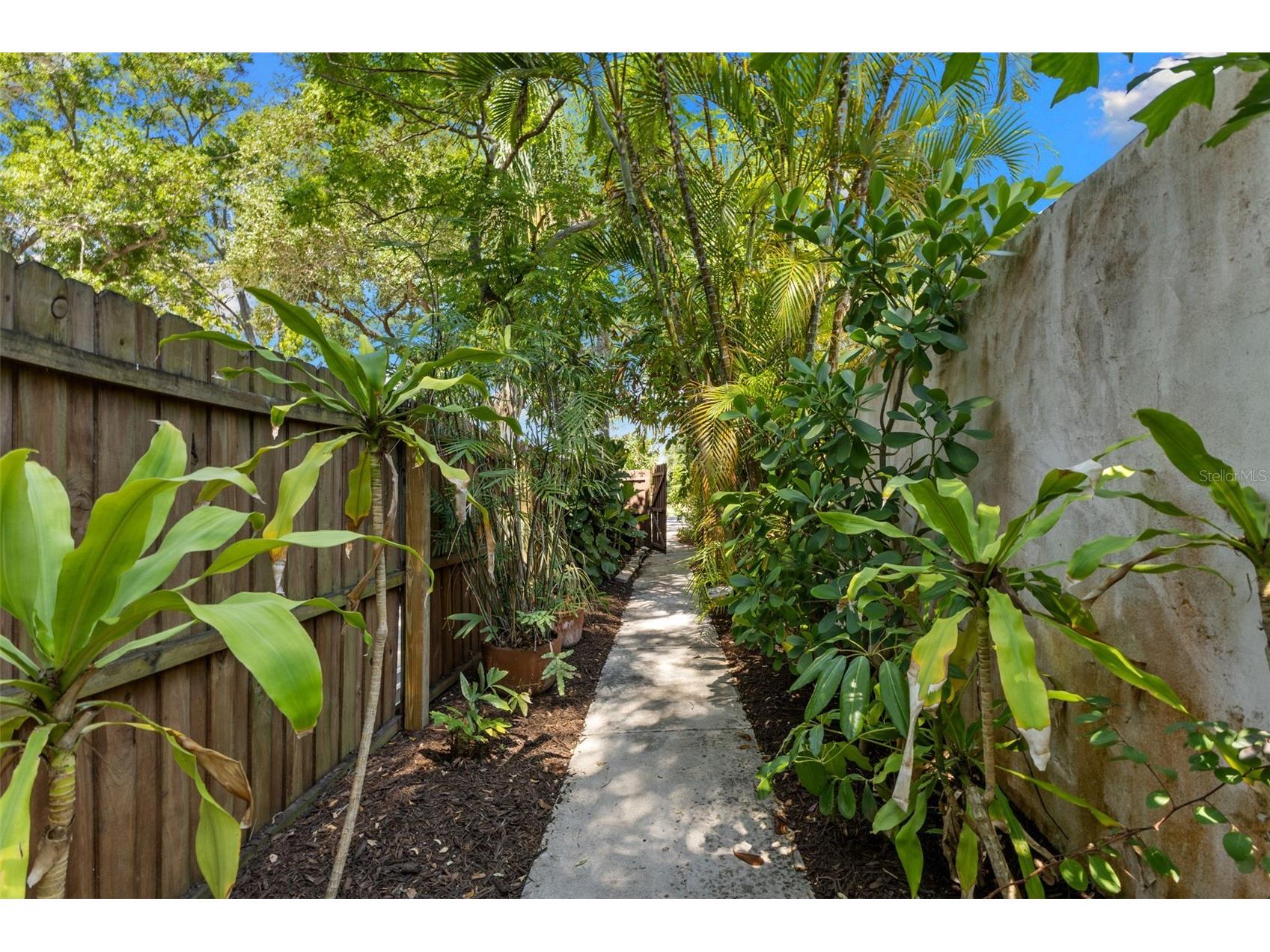 135 Aranda Street NE Saint Petersburg FL 33704 TB8510430 image23