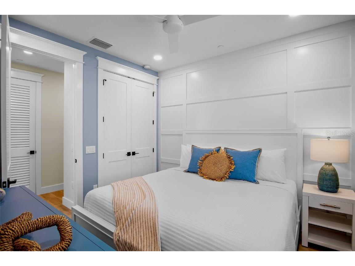 135 Avenida Veneccia Sarasota FL 34242 A4670533 image20