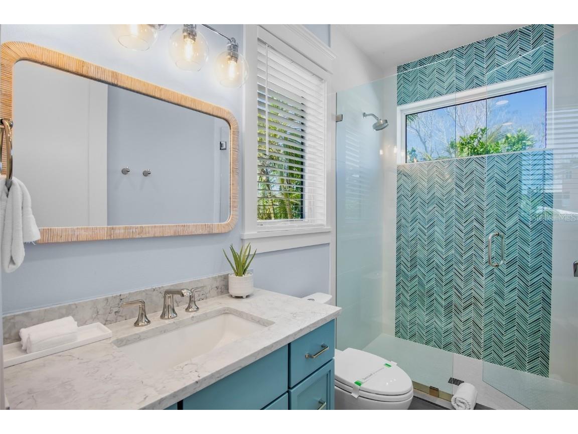 135 Avenida Veneccia Sarasota FL 34242 A4670533 image21