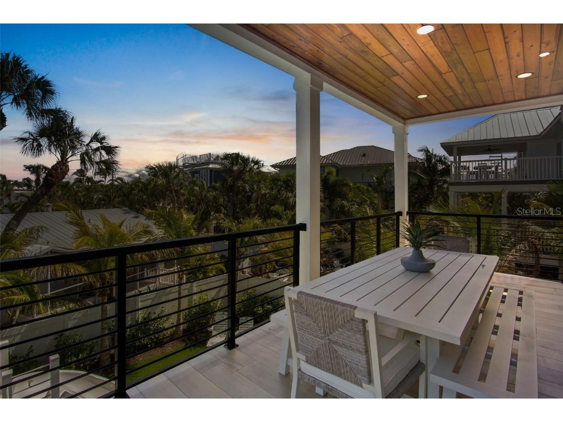 135 Avenida Veneccia Sarasota FL 34242 A4670533 image23