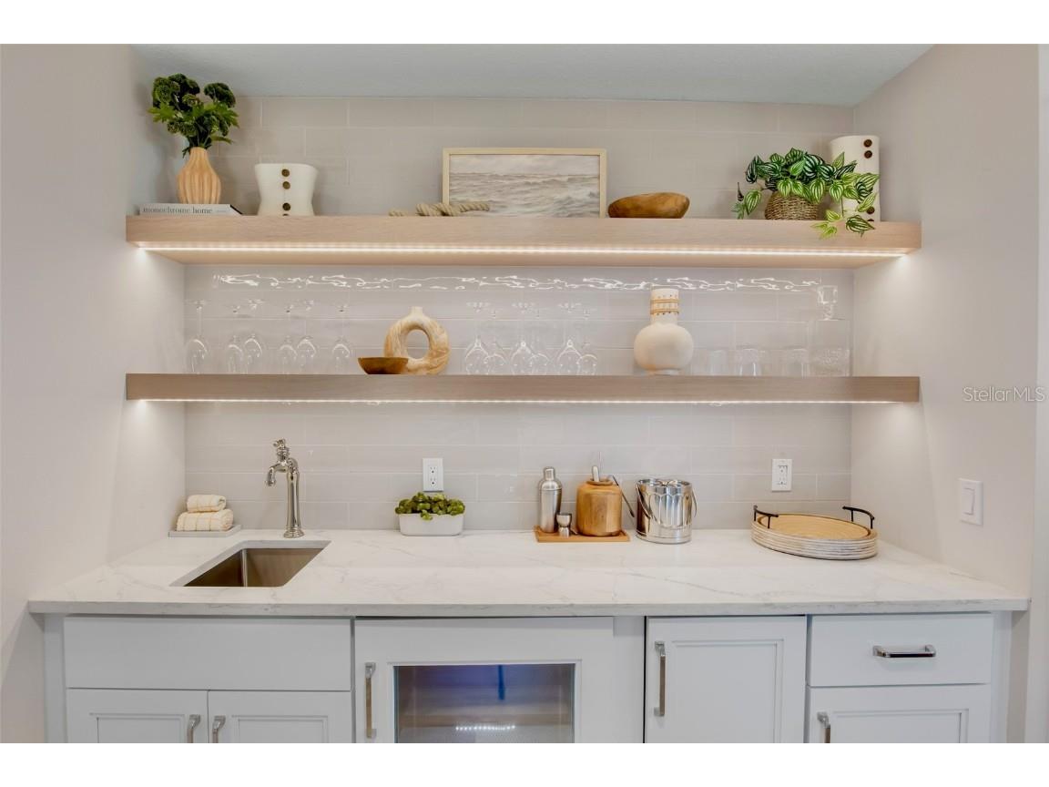 135 Avenida Veneccia Sarasota FL 34242 A4670533 image43