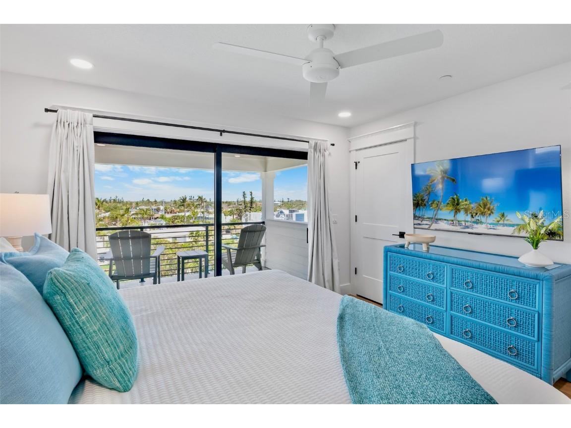 135 Avenida Veneccia Sarasota FL 34242 A4670533 image50