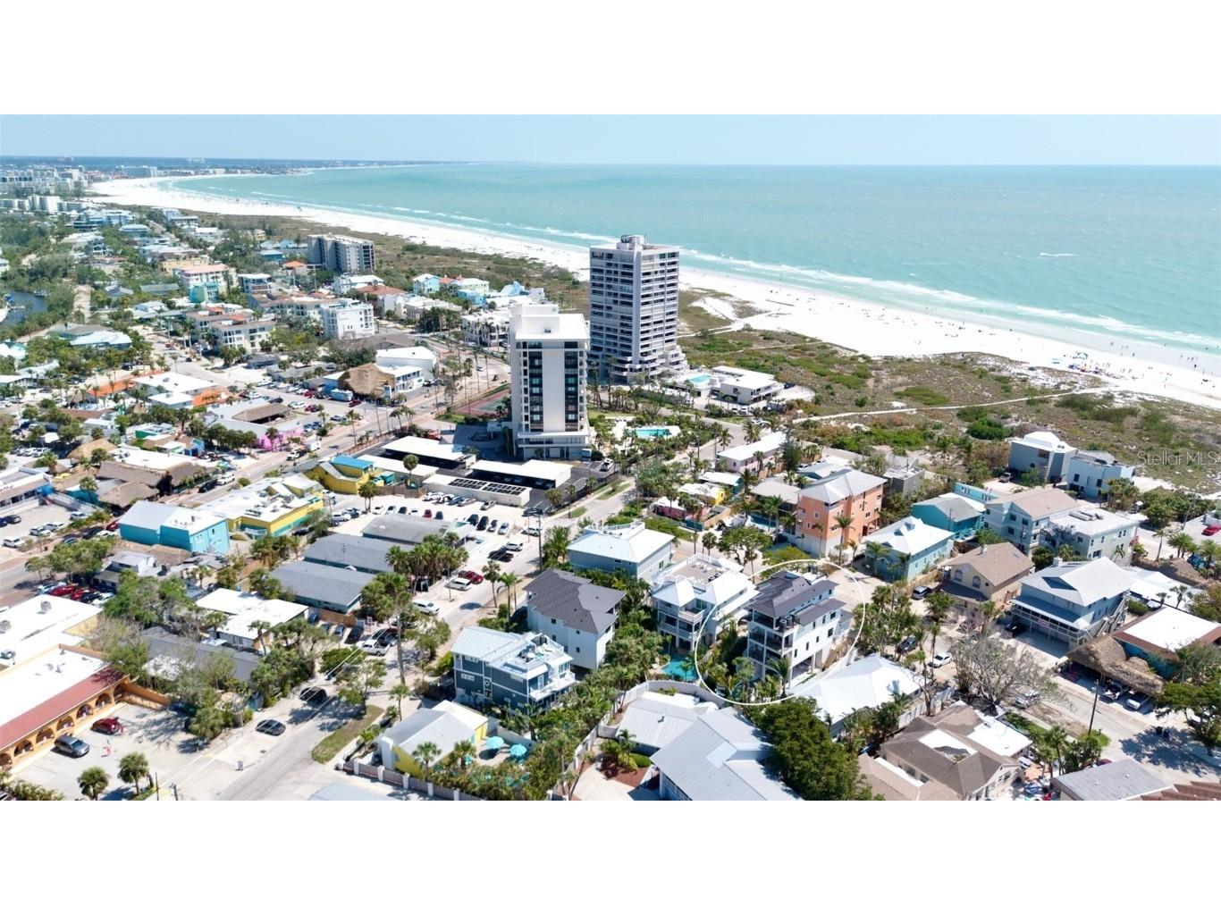 135 Avenida Veneccia Sarasota FL 34242 A4670533 image66