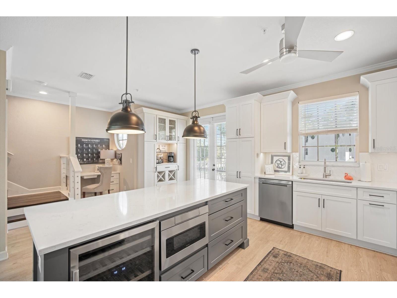 135 Bath Club Circle North Redington Beach FL 33708 TB8466569 image13