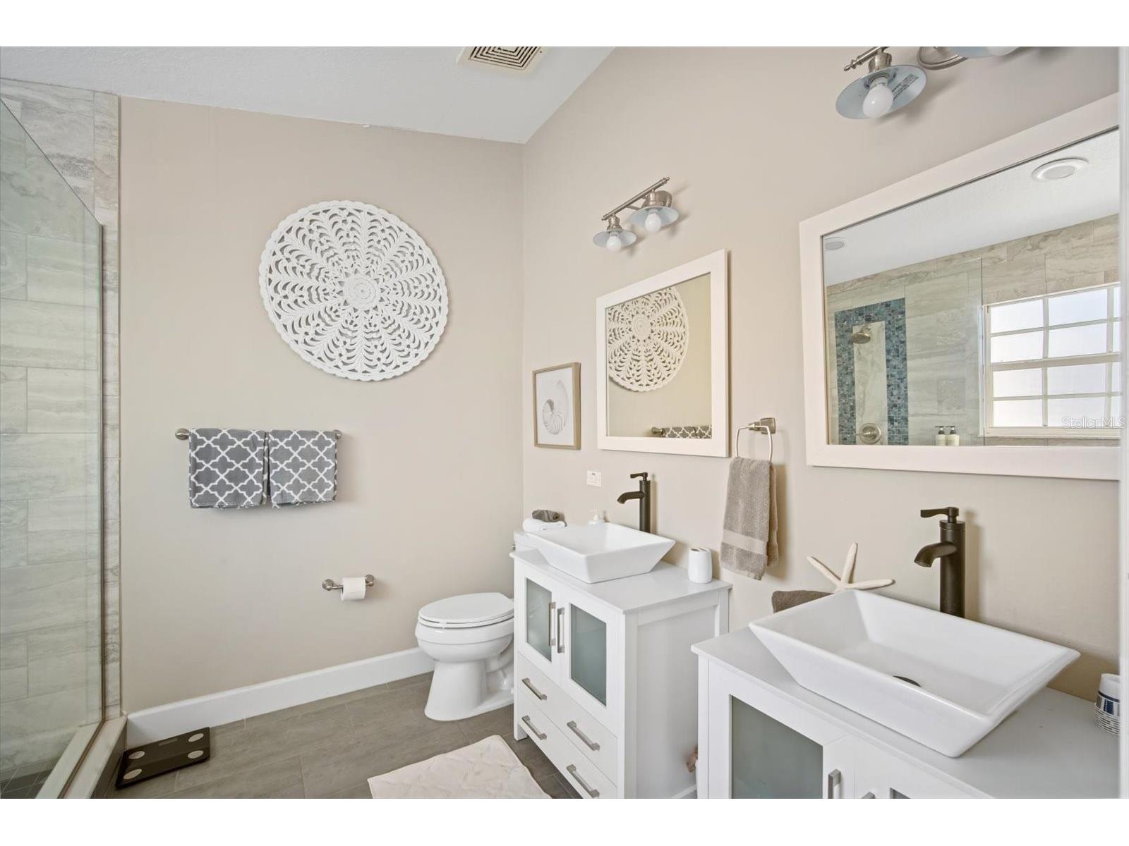 135 Bath Club Circle North Redington Beach FL 33708 TB8466569 image21