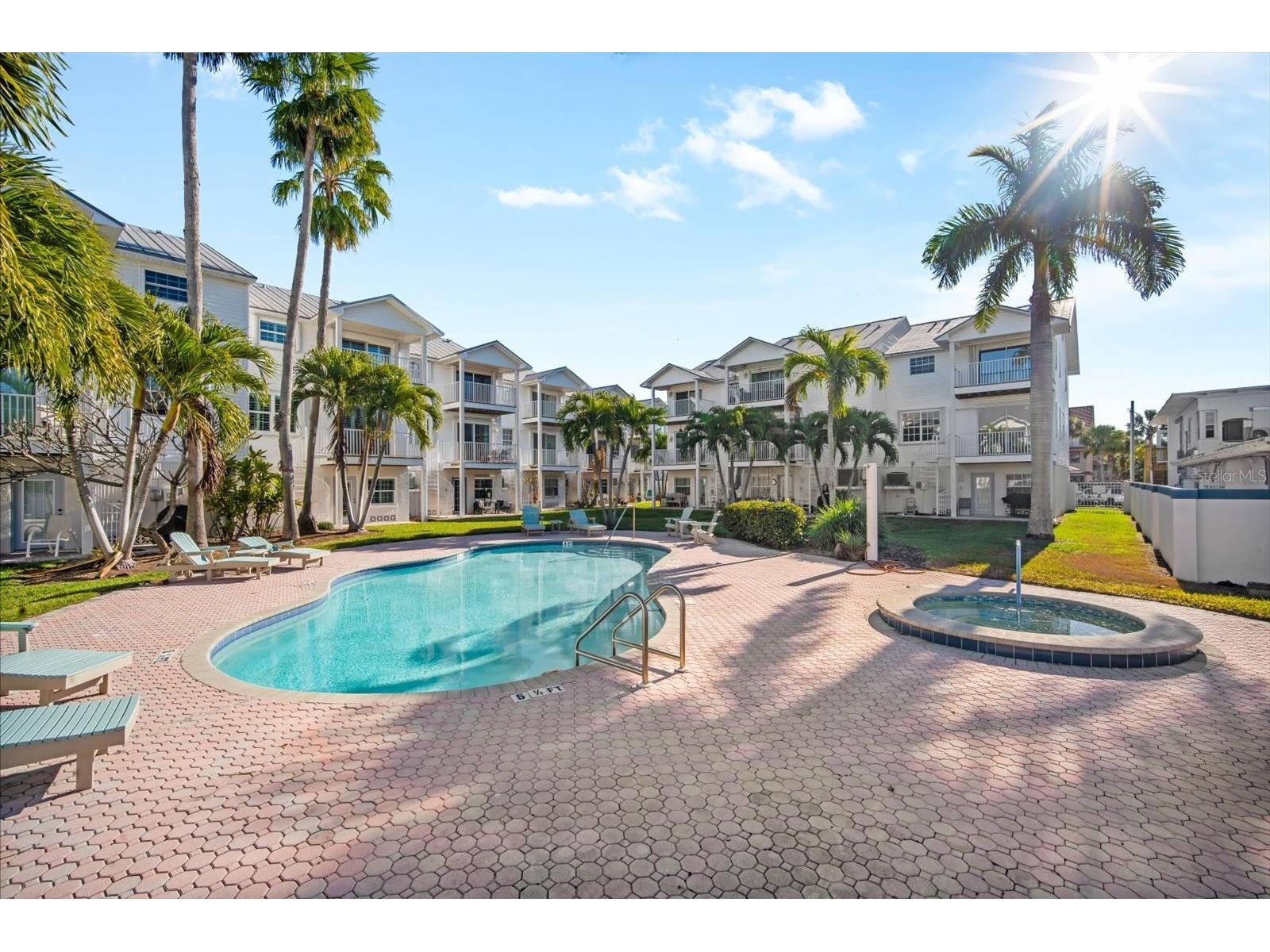 135 Bath Club Circle North Redington Beach FL 33708 TB8466569 image33