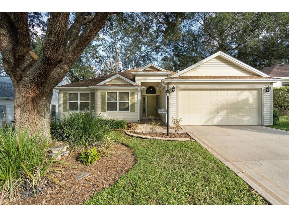 135 Costa Mesa Drive Lady Lake FL 32159 G5076303 image1