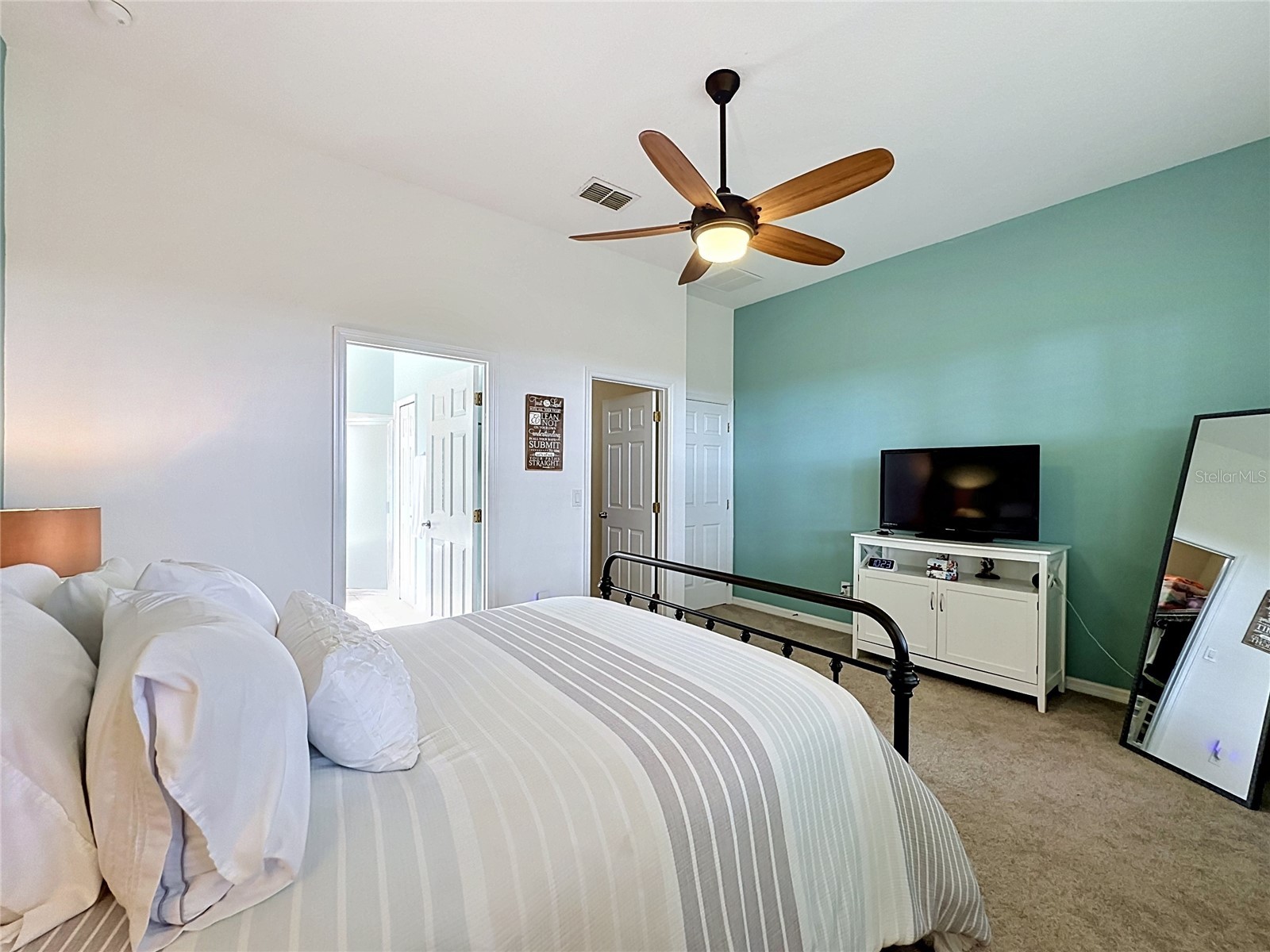 135 Crepe Myrtle Dr Groveland FL 34736 - SCHOOL HOUSE LAKE G5111747 image28