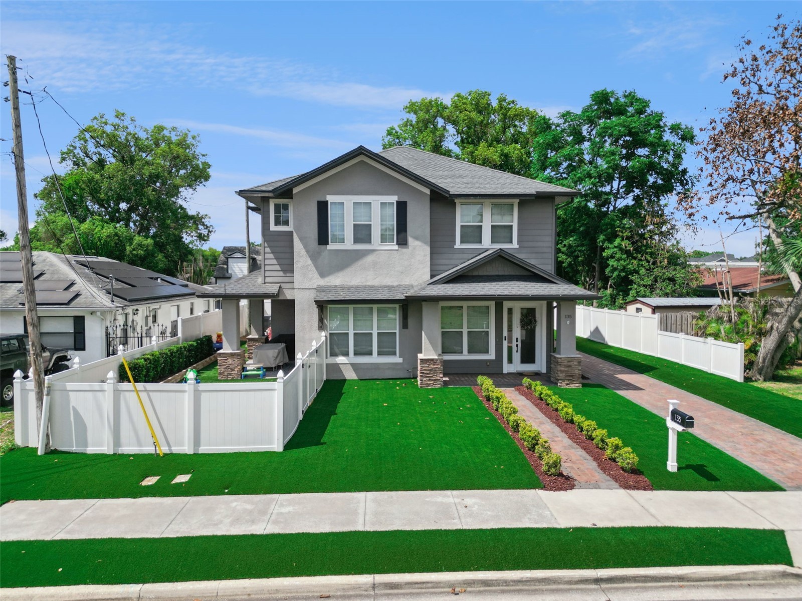 135 E Crystal Lake Street Orlando FL 32806 O6383736 image1