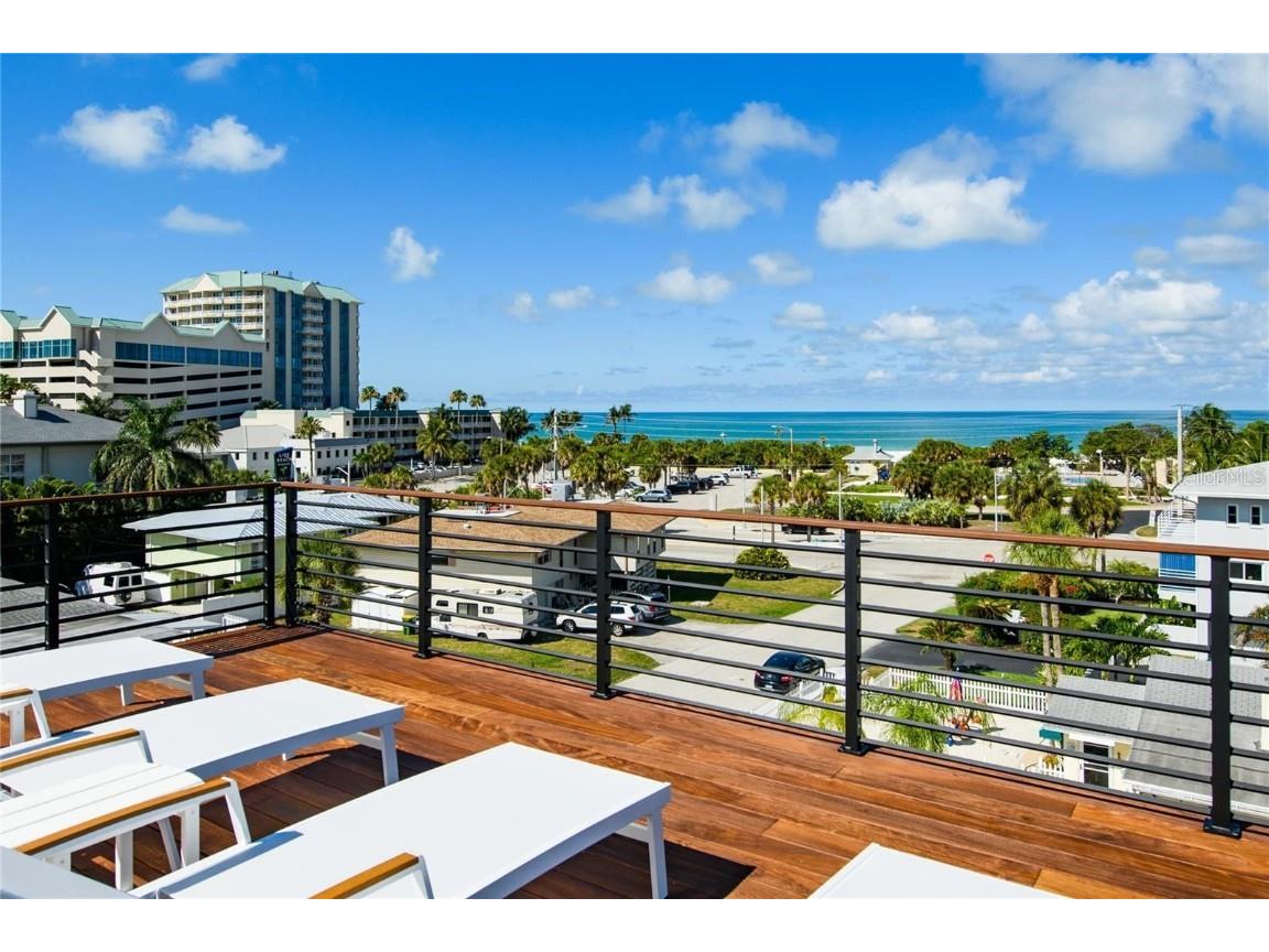 135 Grant Drive Sarasota FL 34236 A4649296 image19