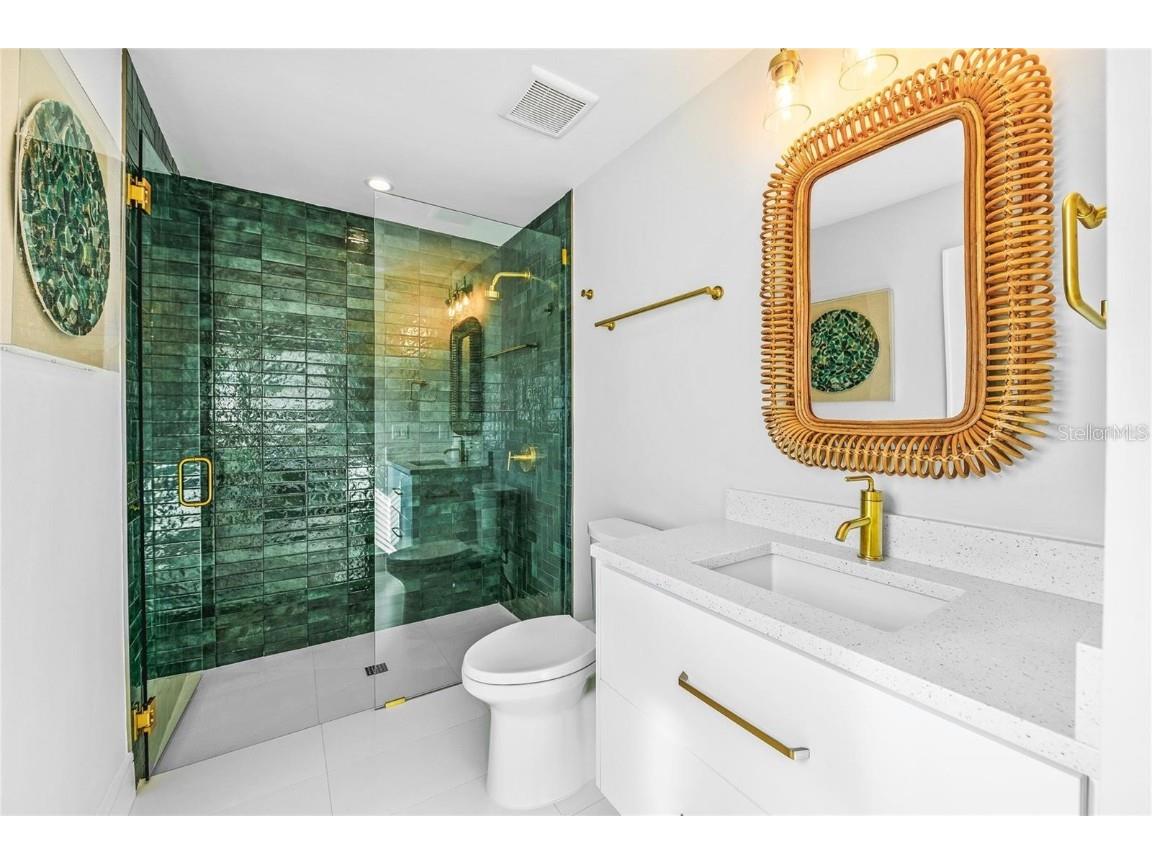135 Grant Drive Sarasota FL 34236 A4649296 image38