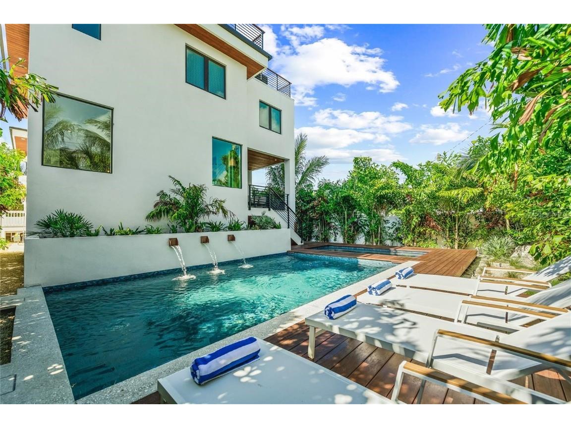 135 Grant Drive Sarasota FL 34236 A4649296 image52