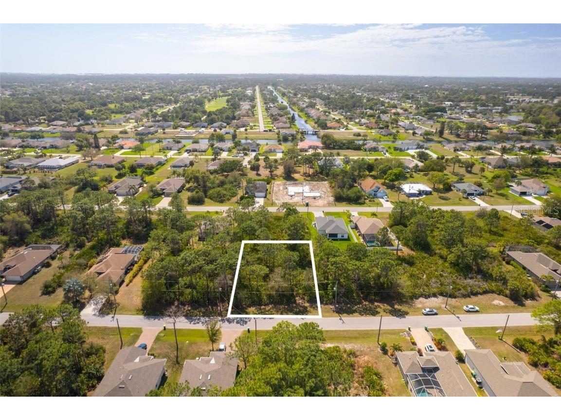 135 Jade Street Rotonda West FL 33947 C7457088 image1