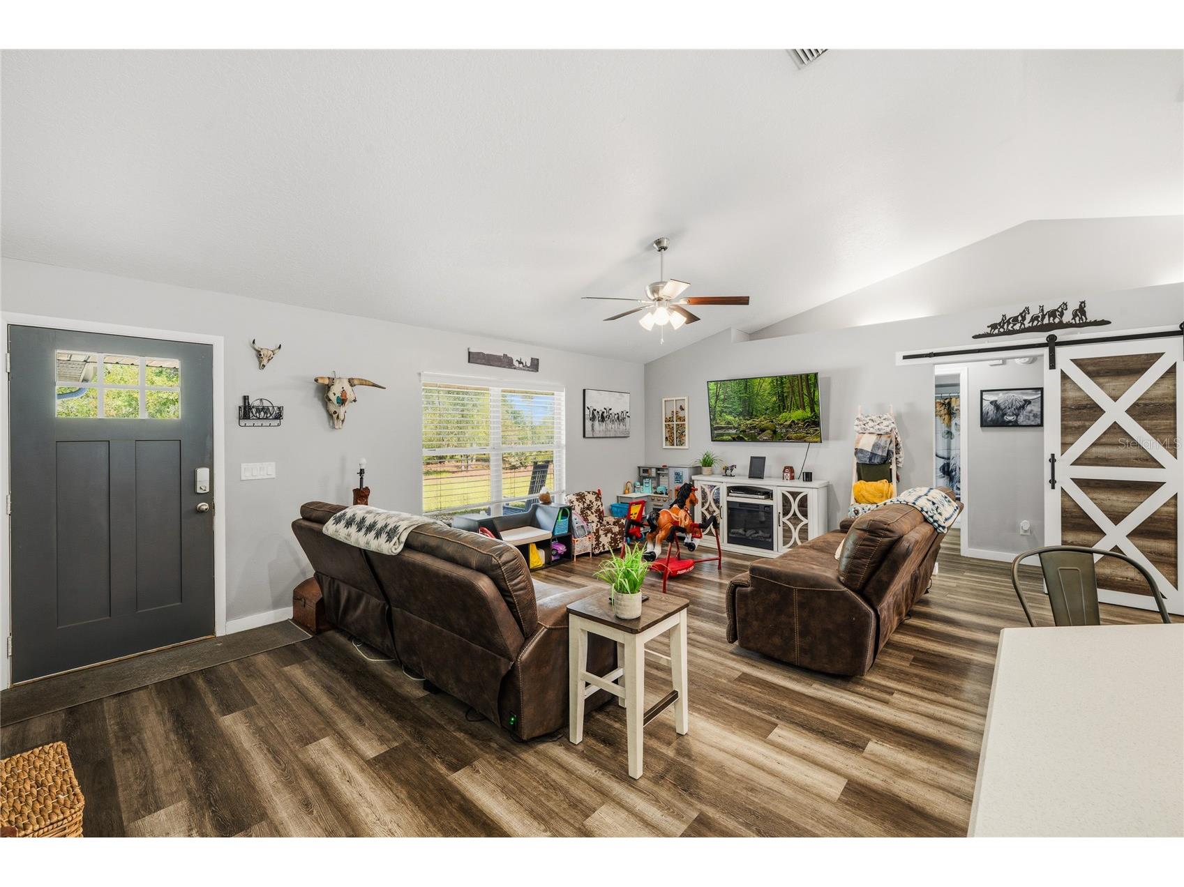 135 Linda Sue Drive Lake Helen FL 32744 V4949539 image4