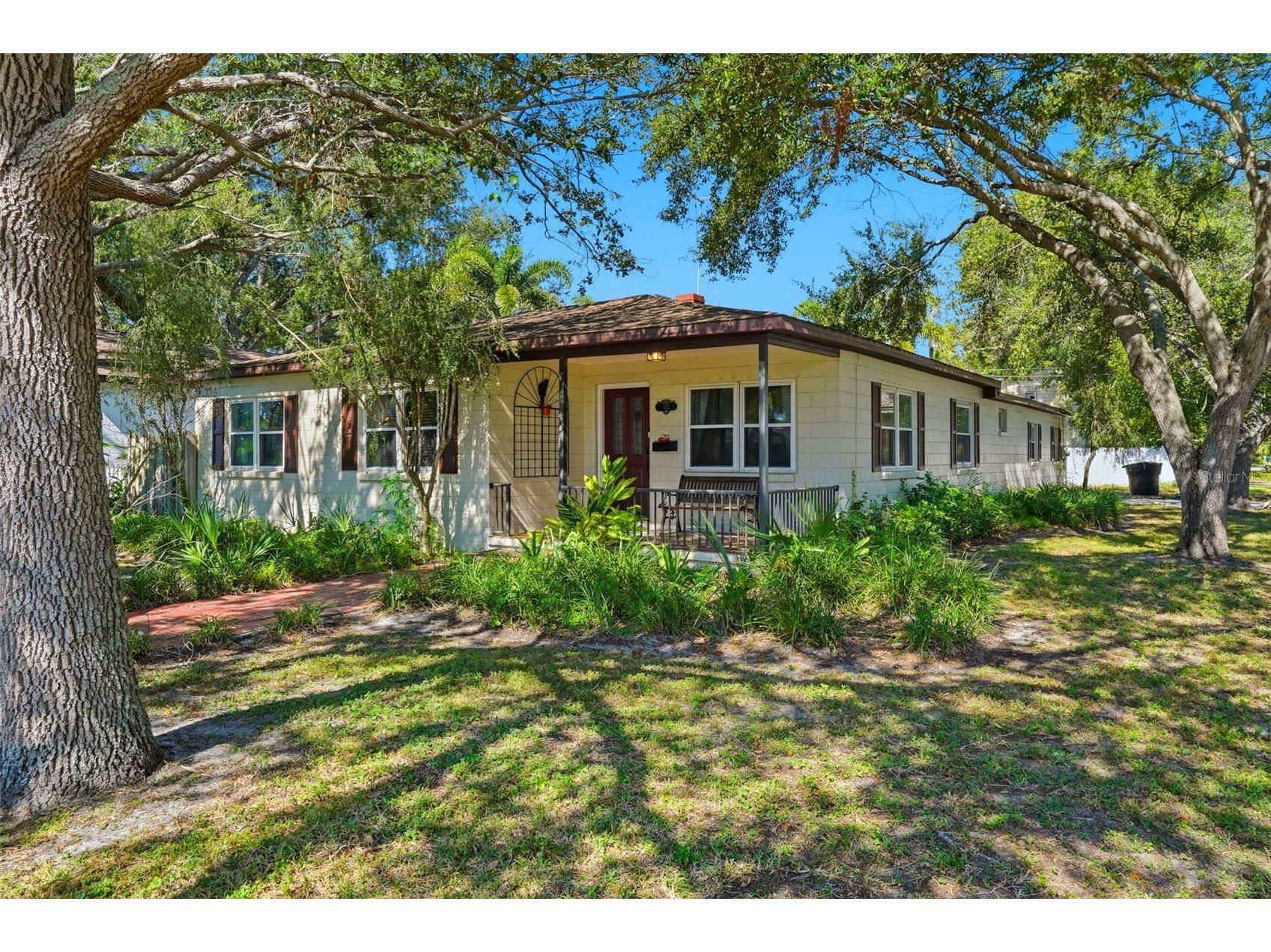 135 NW Monroe Circle N Saint Petersburg FL 33702 TB8464080 image31