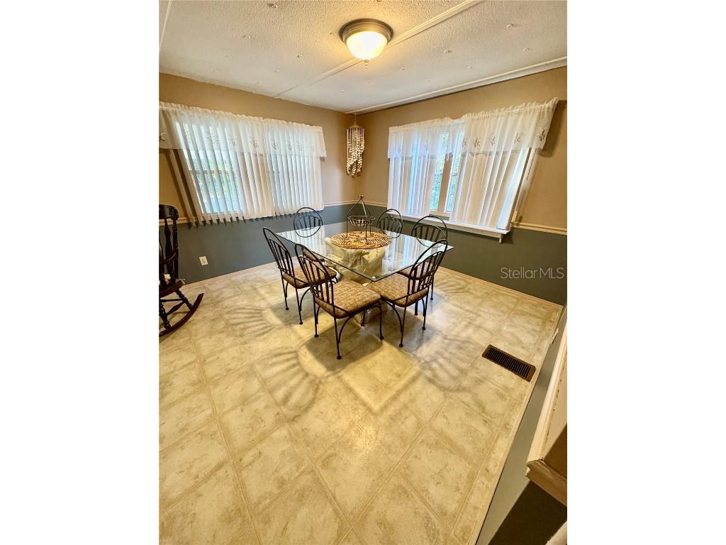 135 Oak Street Edgewater FL 32141 NS1086302 image5