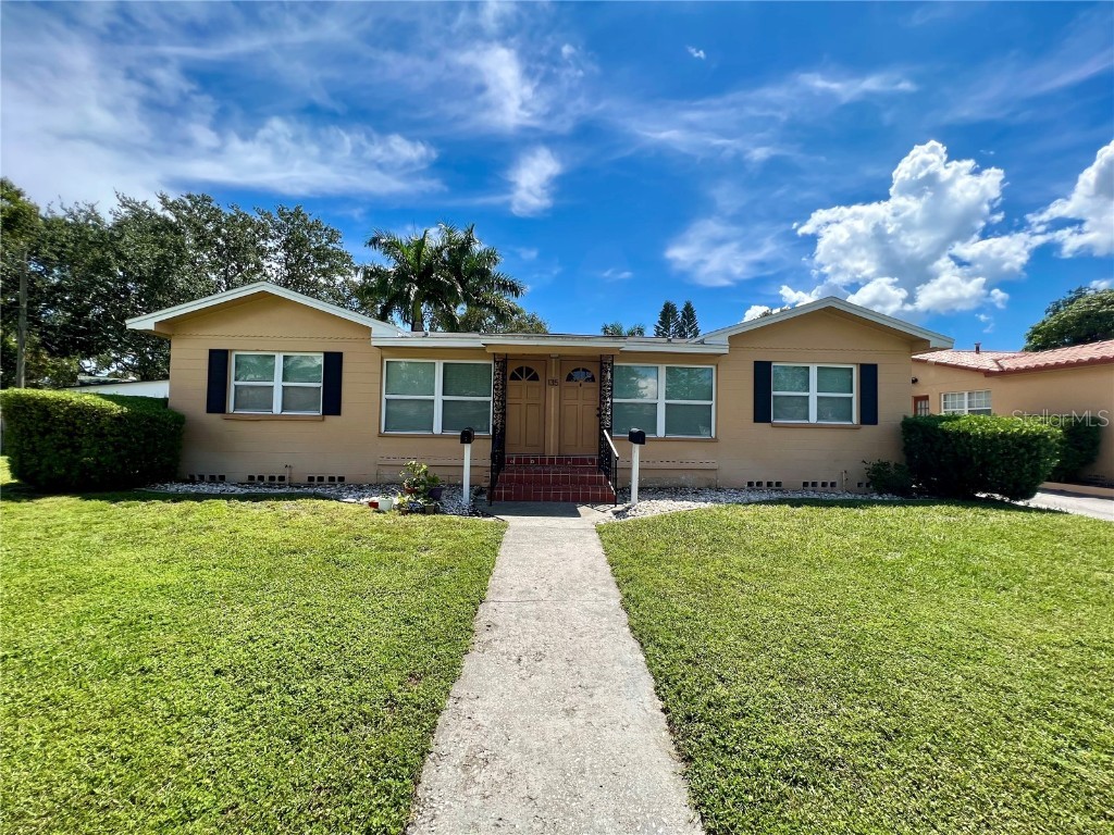 135 Ricardo Way NE #1 Saint Petersburg FL 33704 U8194813 image1
