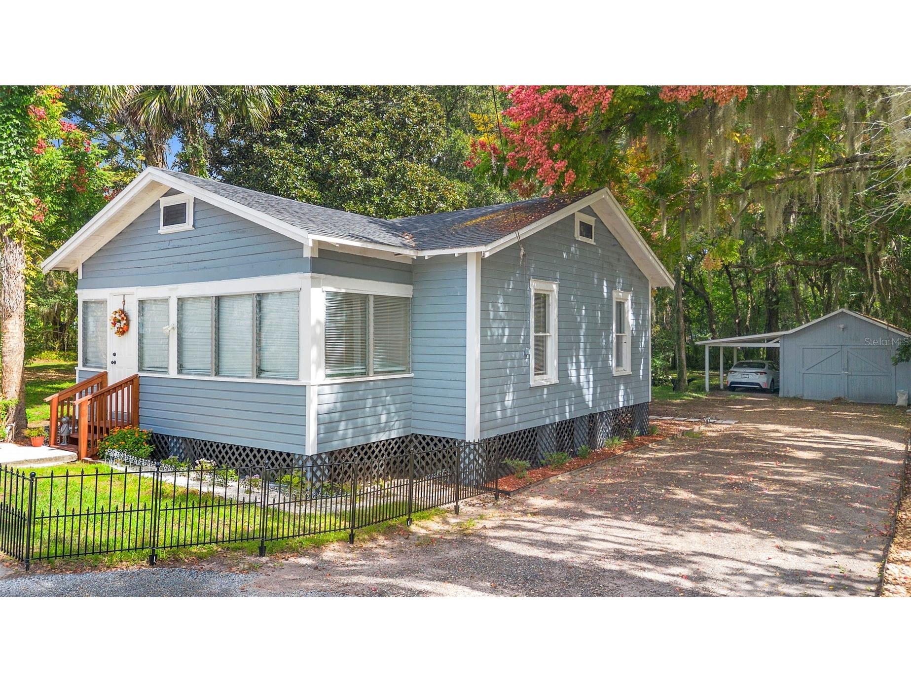 135 S Arlington Avenue Deland FL 32724 V4945463 image1