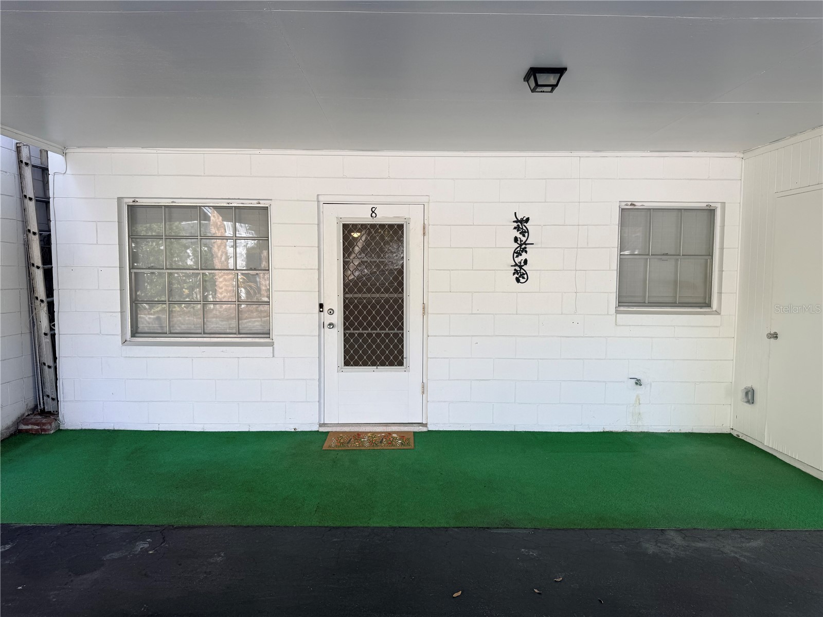135 W Minnesota Avenue #8 Deland FL 32720 V4947884 image1