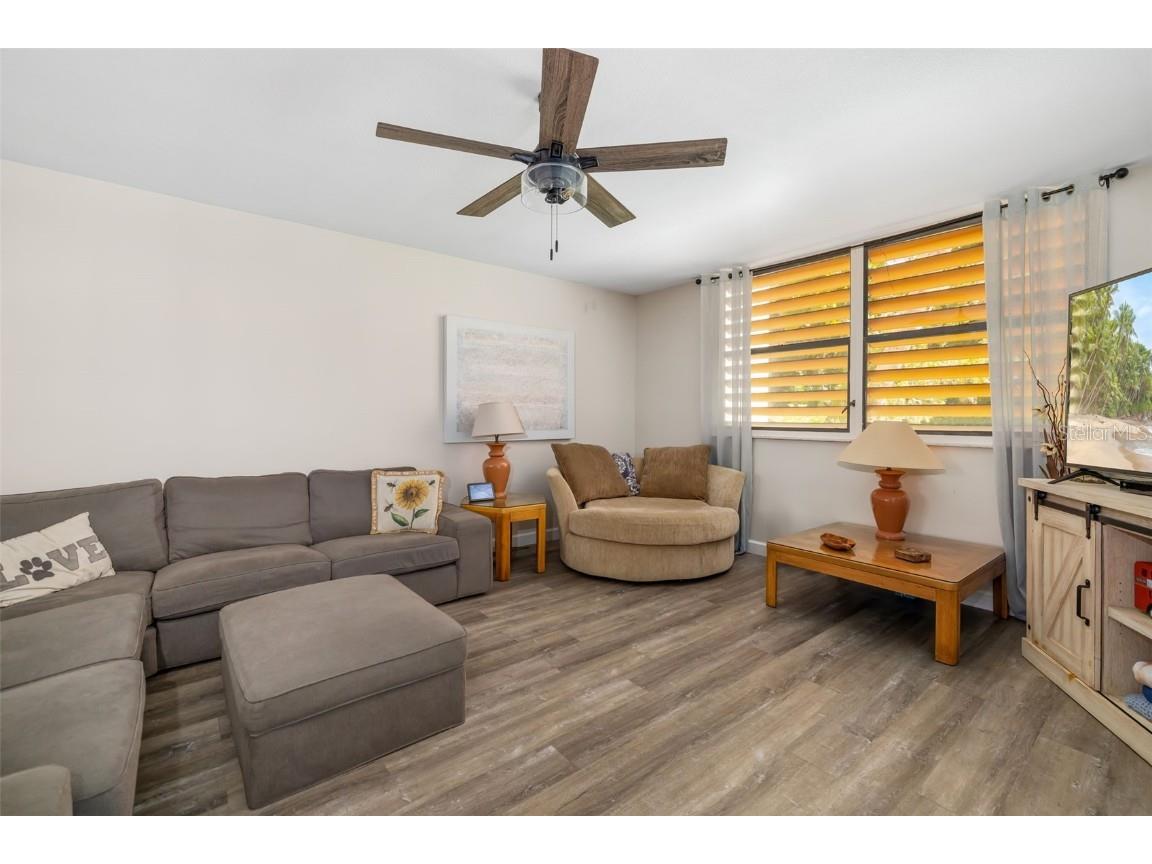 135 Wild Palm Drive Bradenton FL 34210 L4954841 image12