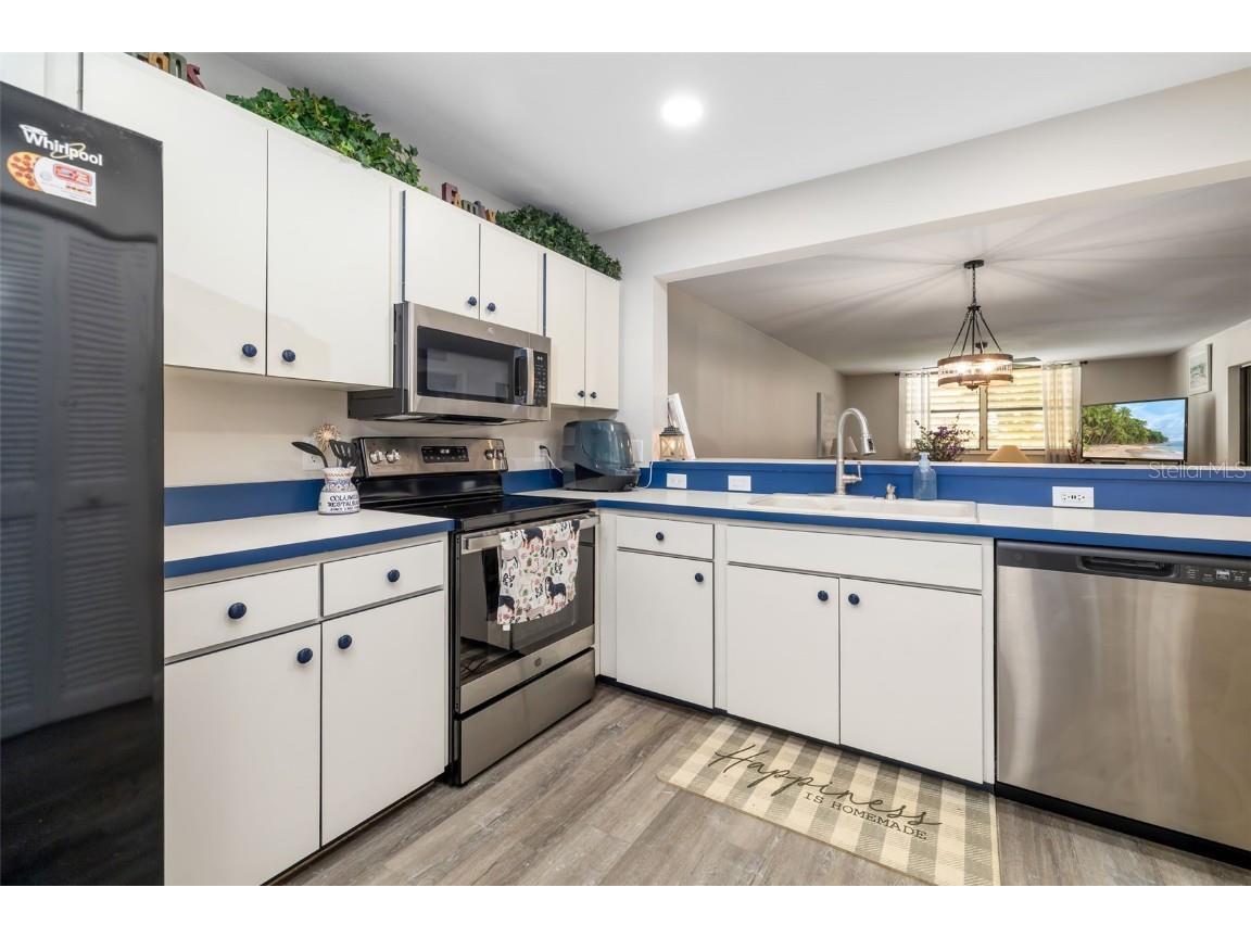 135 Wild Palm Drive Bradenton FL 34210 L4954841 image5