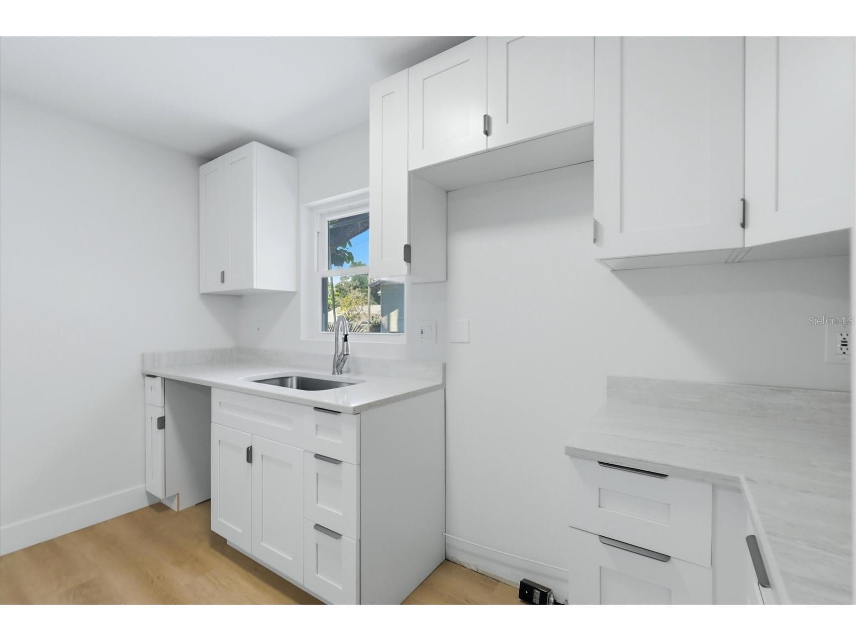 1350 15th Street Sarasota FL 34236 A4697823 image4