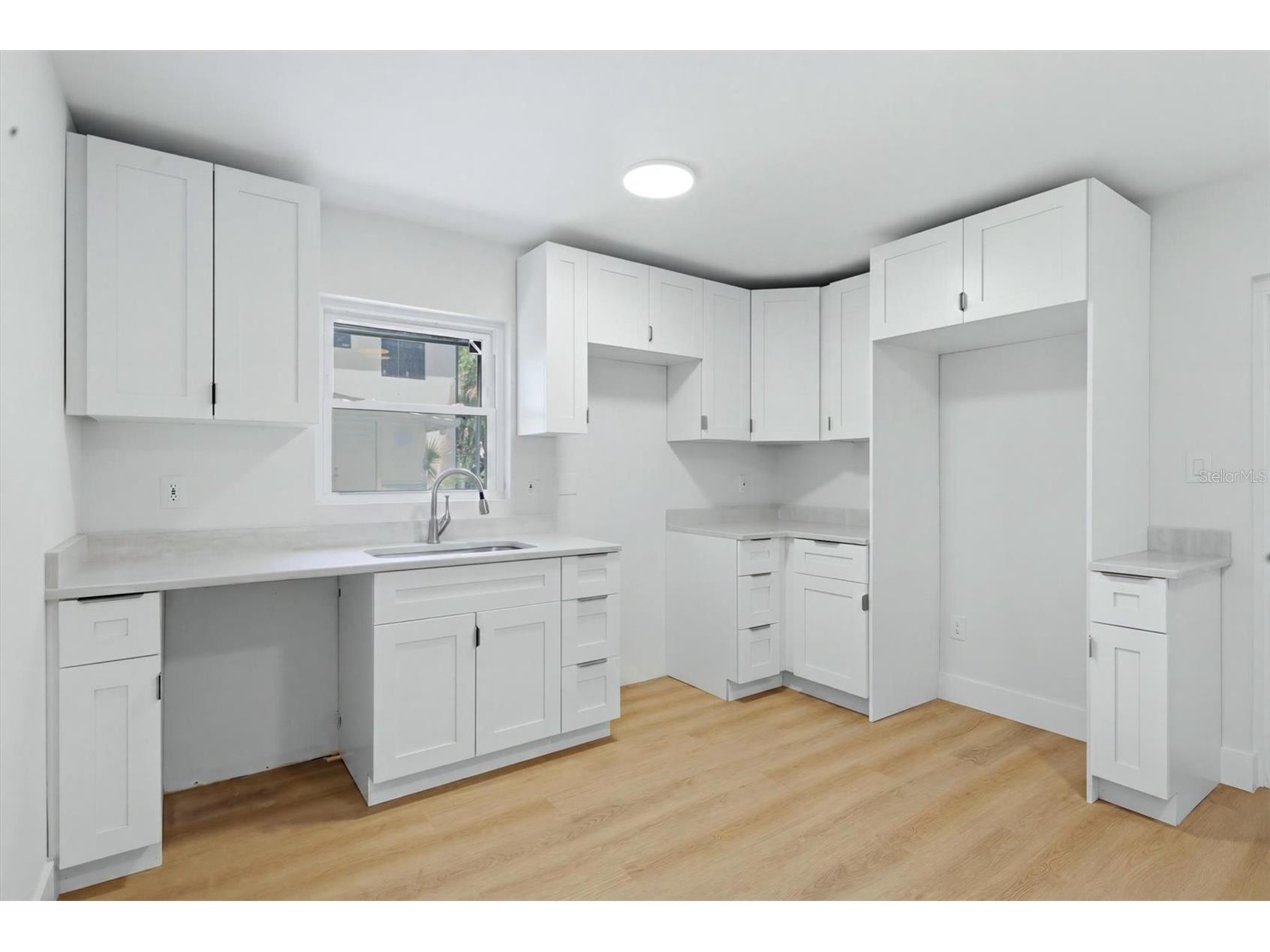 1350 15th Street Sarasota FL 34236 A4697823 image7