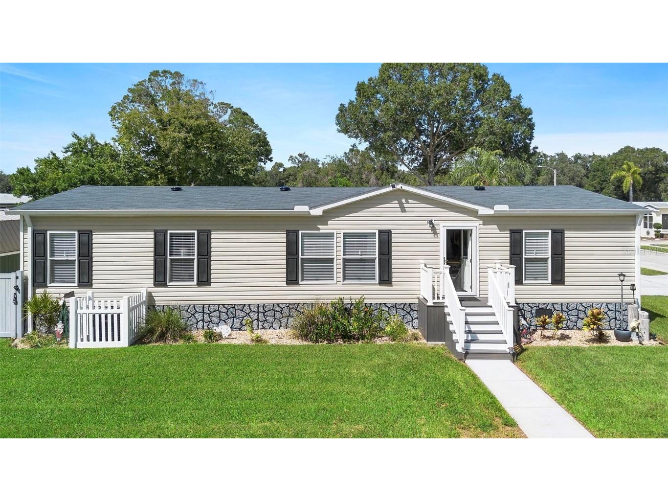 1350 Blackcherry Street Daytona Beach FL 32117 V4939747 image1