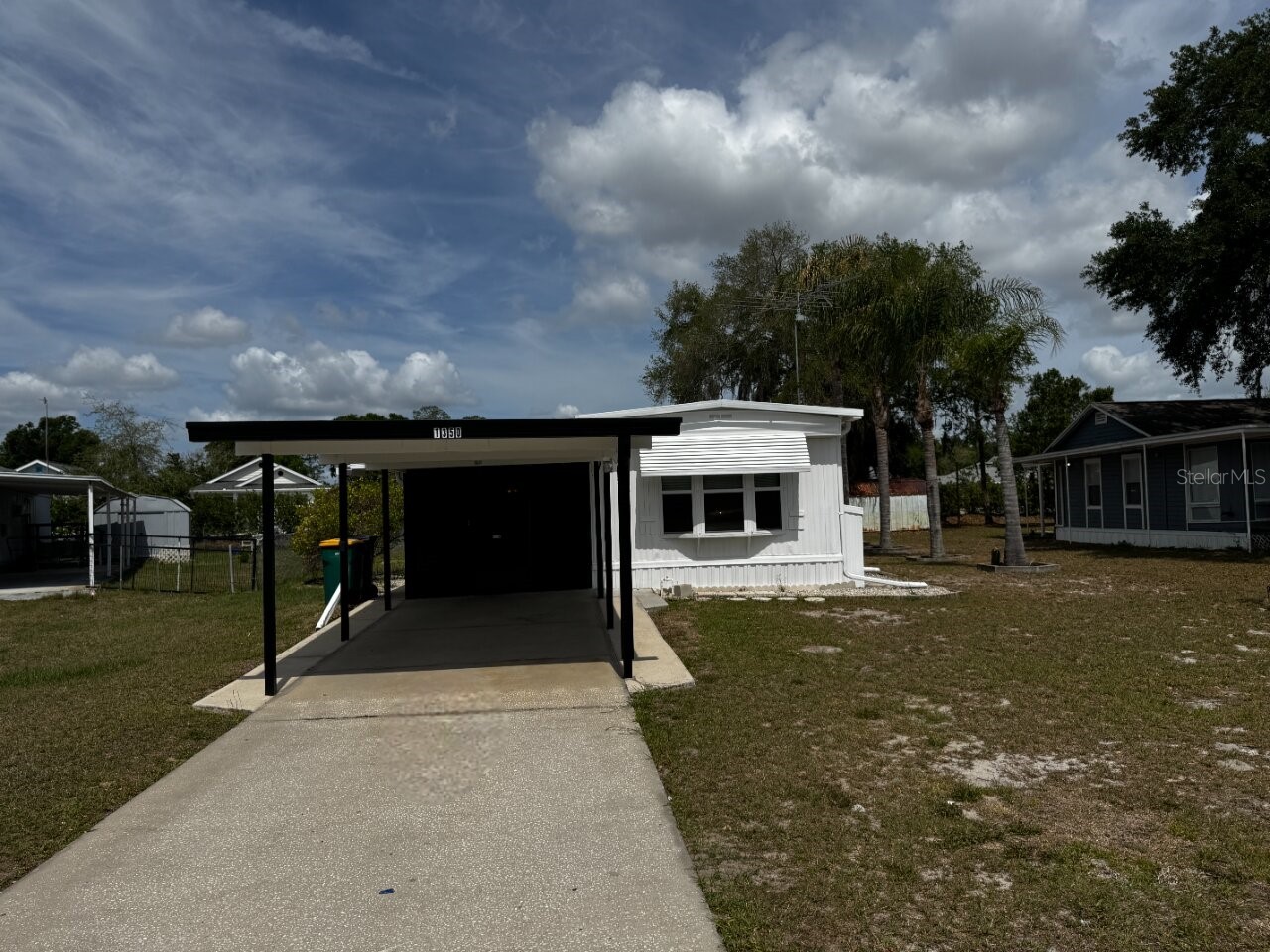 1350 County Drive Tavares FL 32778 G5110606 image1
