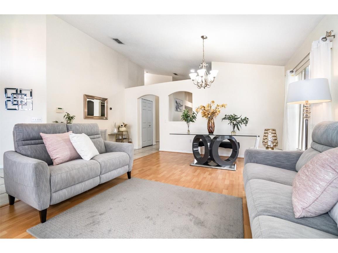 1350 Creekview Court Saint Cloud FL 34772 O6351592 image5