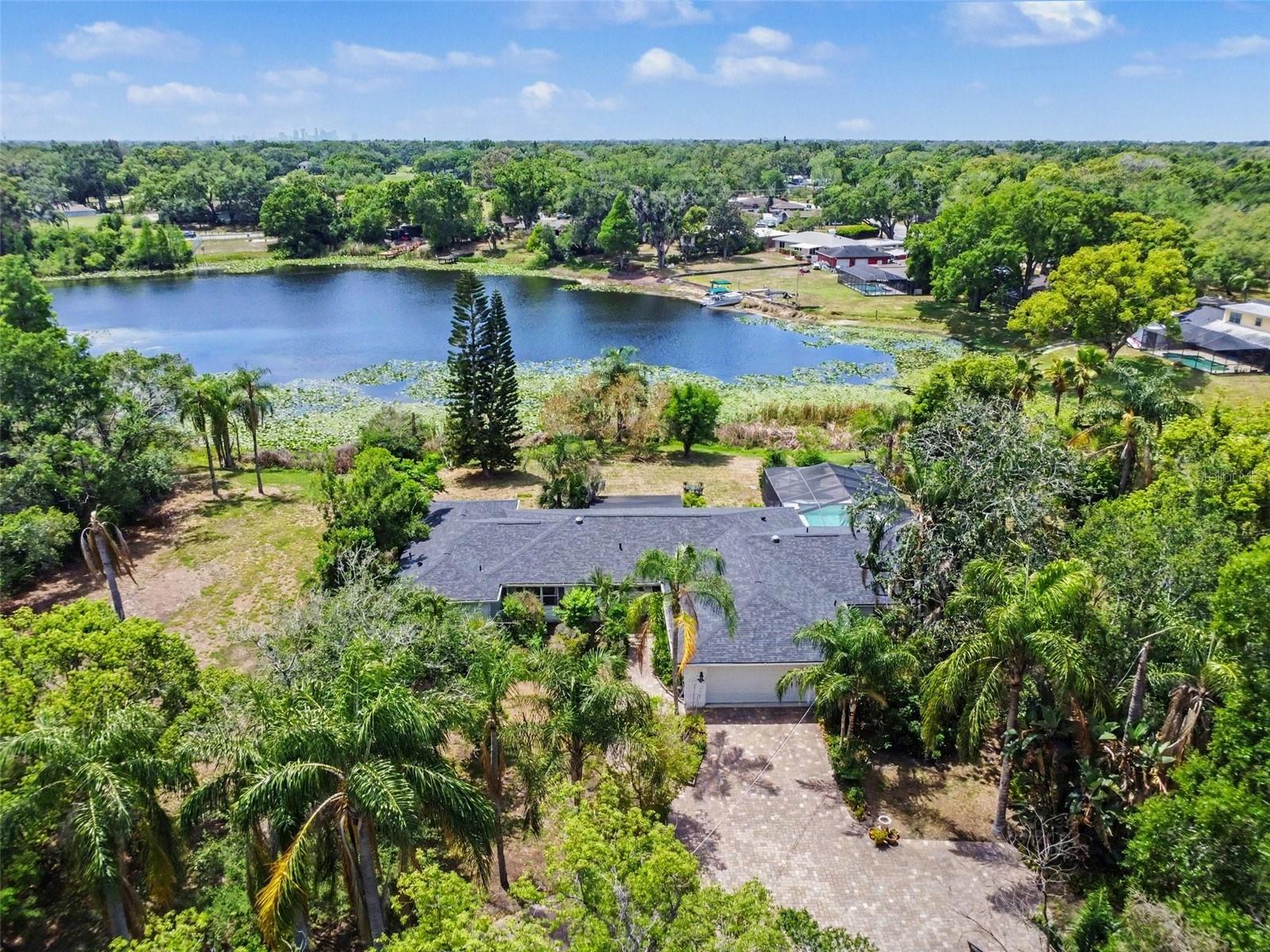 1350 Eckles Drive Tampa FL 33612 - LAKE ECKLES TB8491587 image2