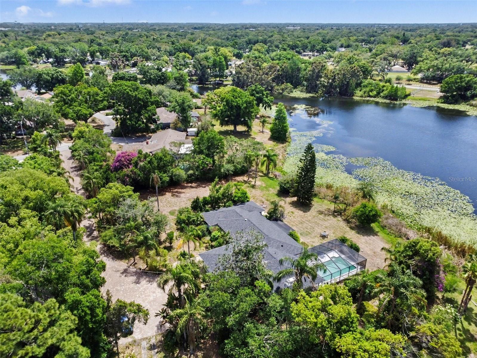 1350 Eckles Drive Tampa FL 33612 - LAKE ECKLES TB8491587 image27
