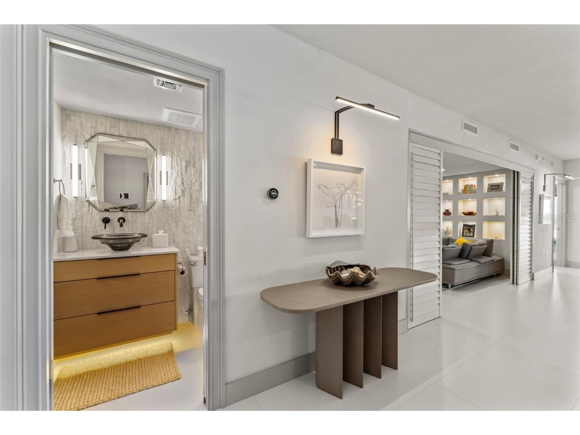 1350 Gulf Boulevard #202 Clearwater FL 33767 TB8356338 image6