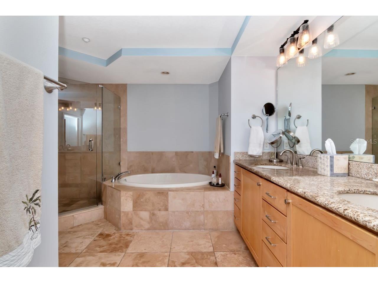 1350 Gulf Boulevard #301 Clearwater Beach FL 33767 TB8365763 image20