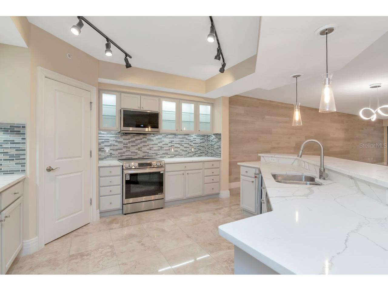 1350 Gulf Boulevard #703 Clearwater Beach FL 33767 - GULF OF AMERICA TB8464829 image23