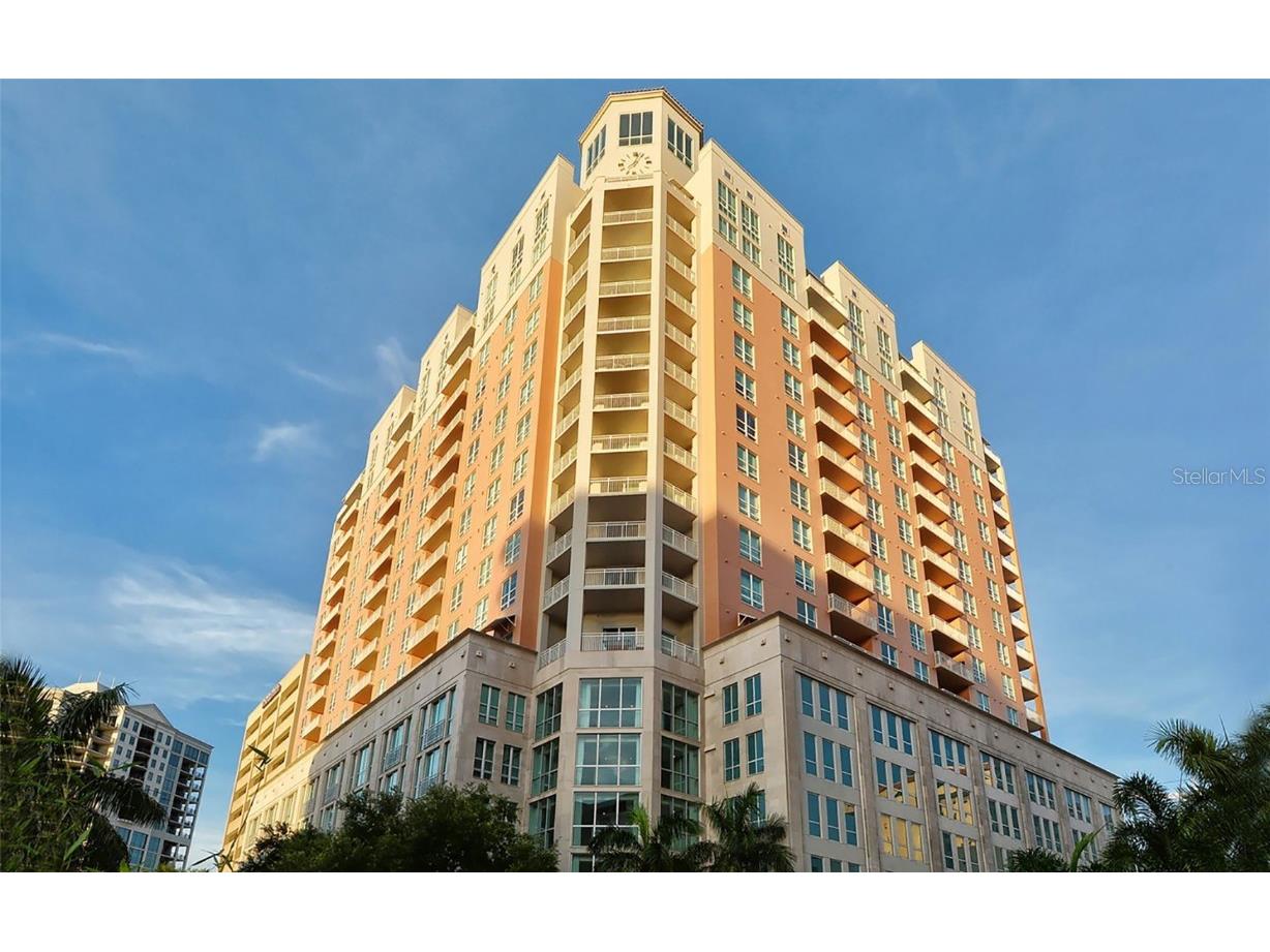 1350 Main Street #1007 Sarasota FL 34236 A4633437 image1