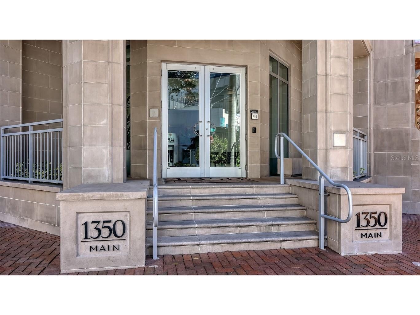 1350 Main Street #1007 Sarasota FL 34236 A4633437 image28