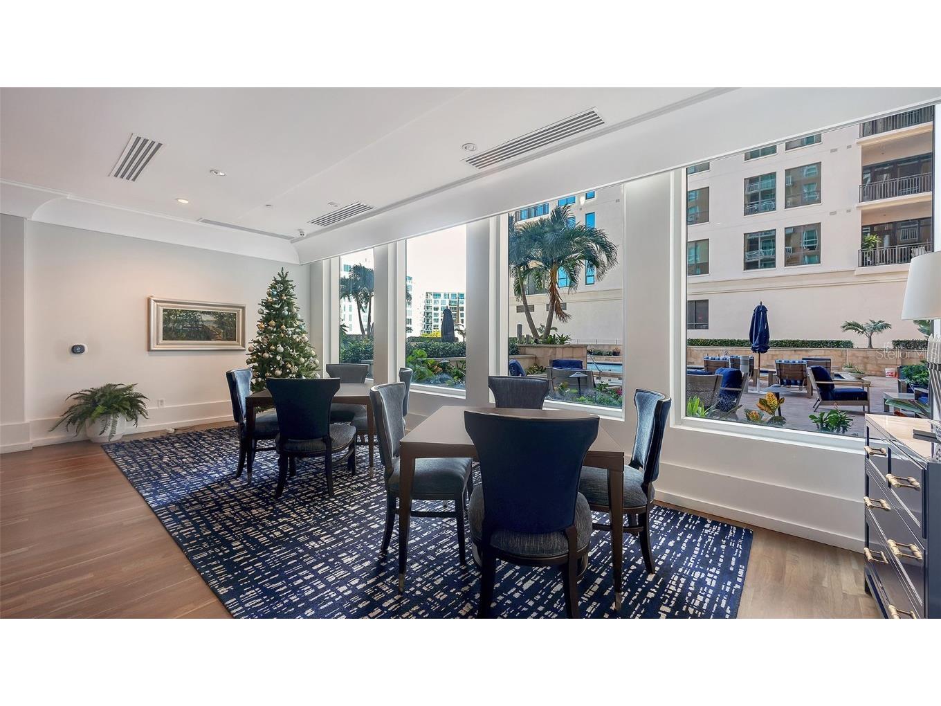 1350 Main Street #1007 Sarasota FL 34236 A4633437 image37