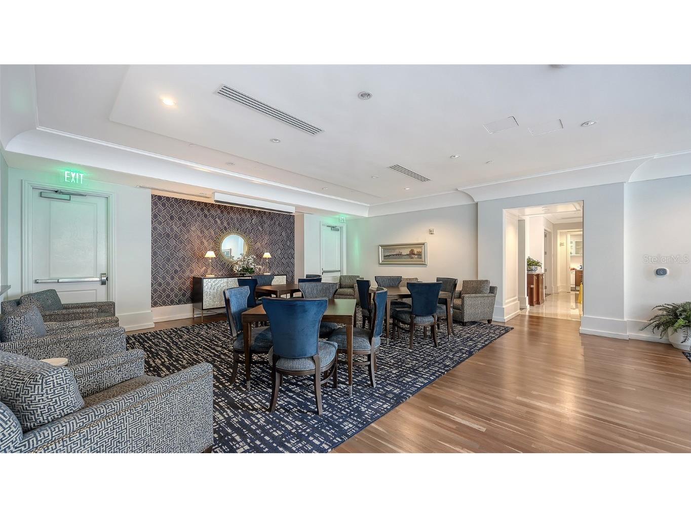 1350 Main Street #1007 Sarasota FL 34236 A4633437 image38