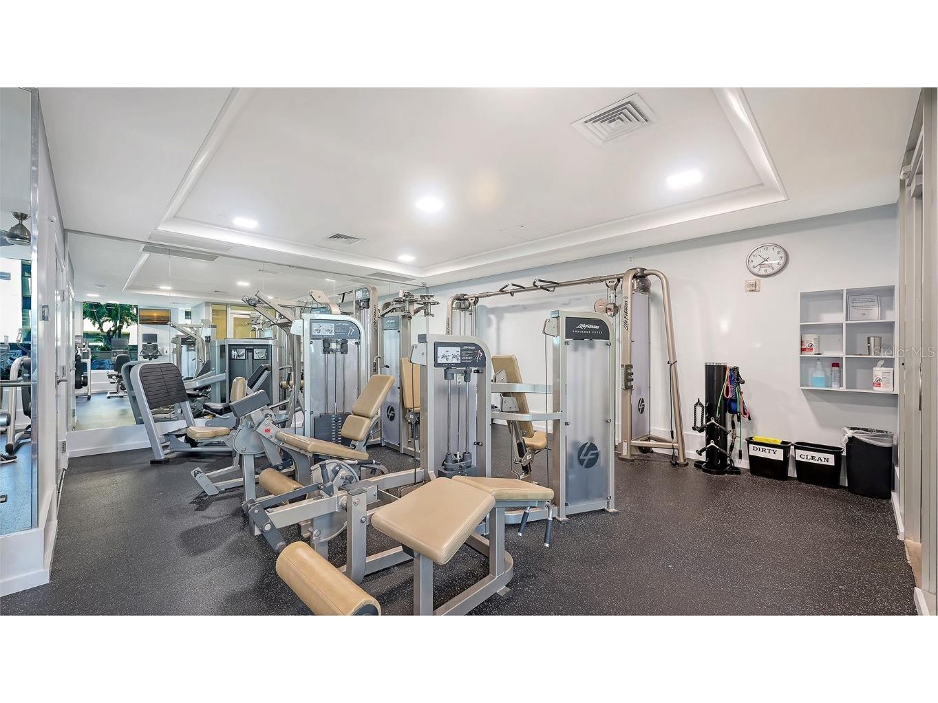 1350 Main Street #1007 Sarasota FL 34236 A4633437 image43