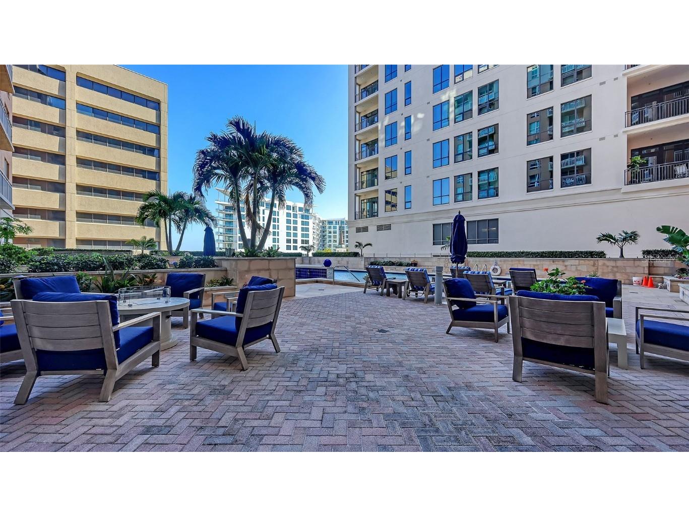 1350 Main Street #1007 Sarasota FL 34236 A4633437 image45