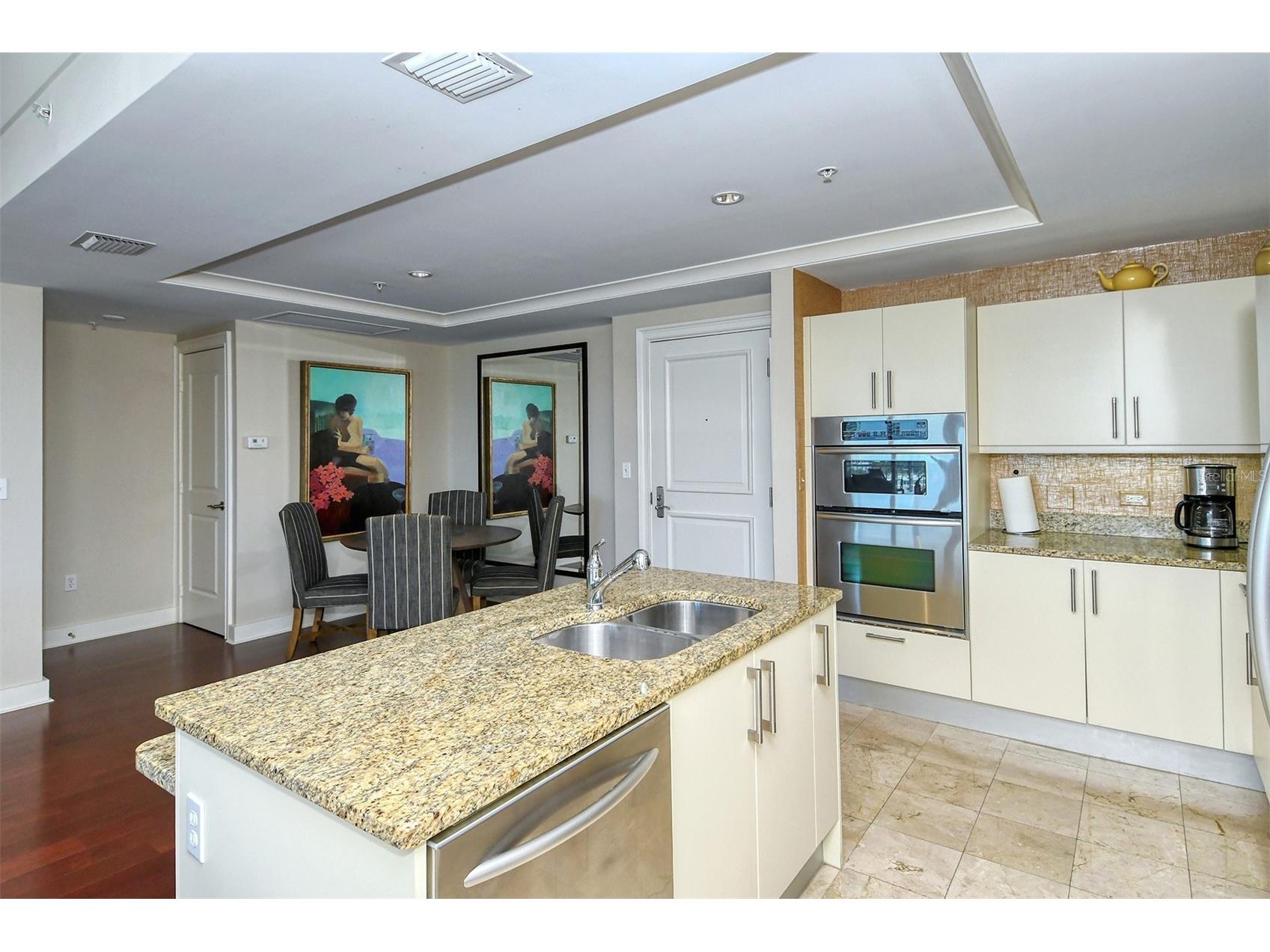 1350 Main Street #1202 Sarasota FL 34236 A4690744 image15